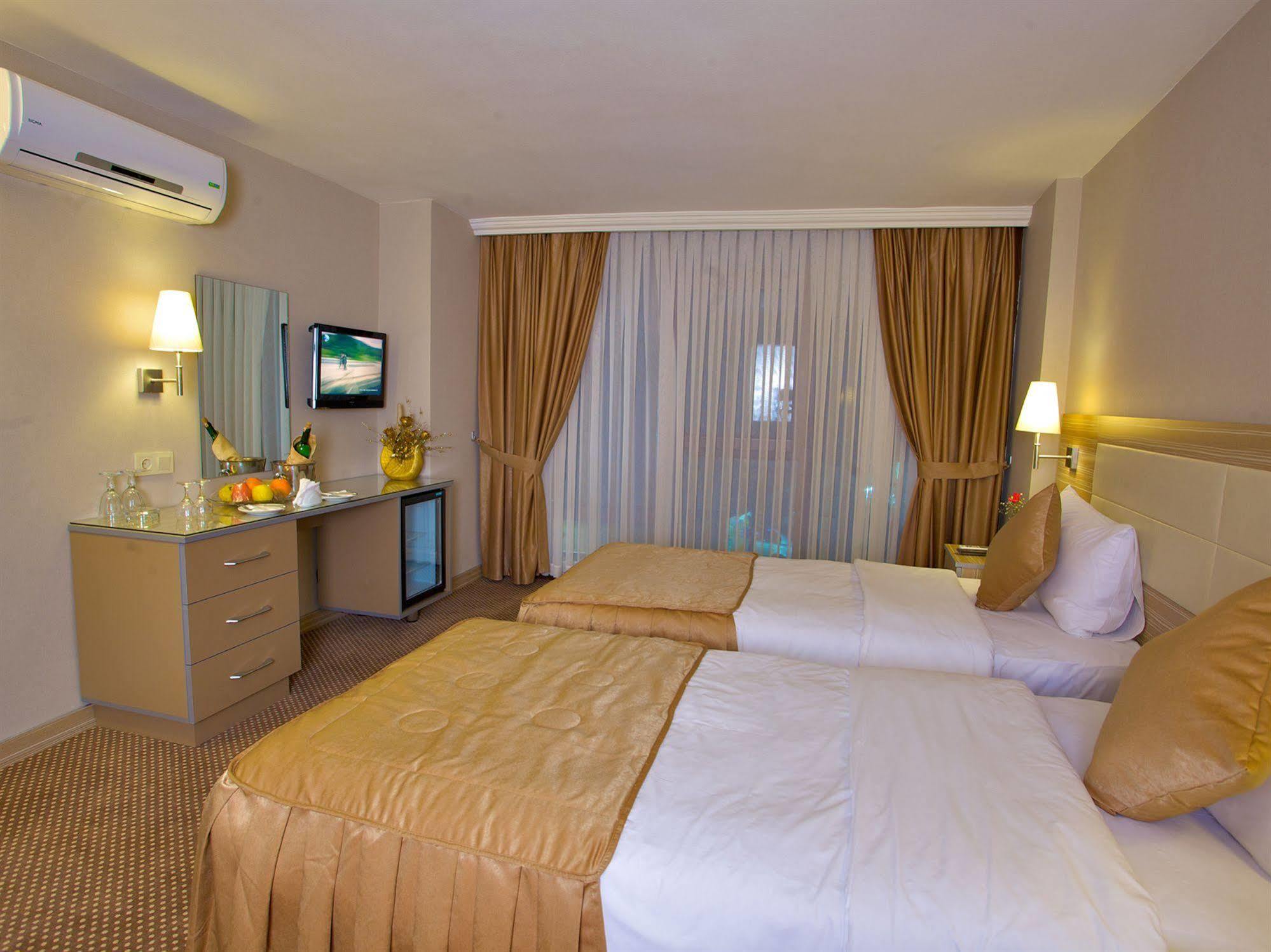 Hotel Grand Emin Κωνσταντινούπολη Εξωτερικό φωτογραφία