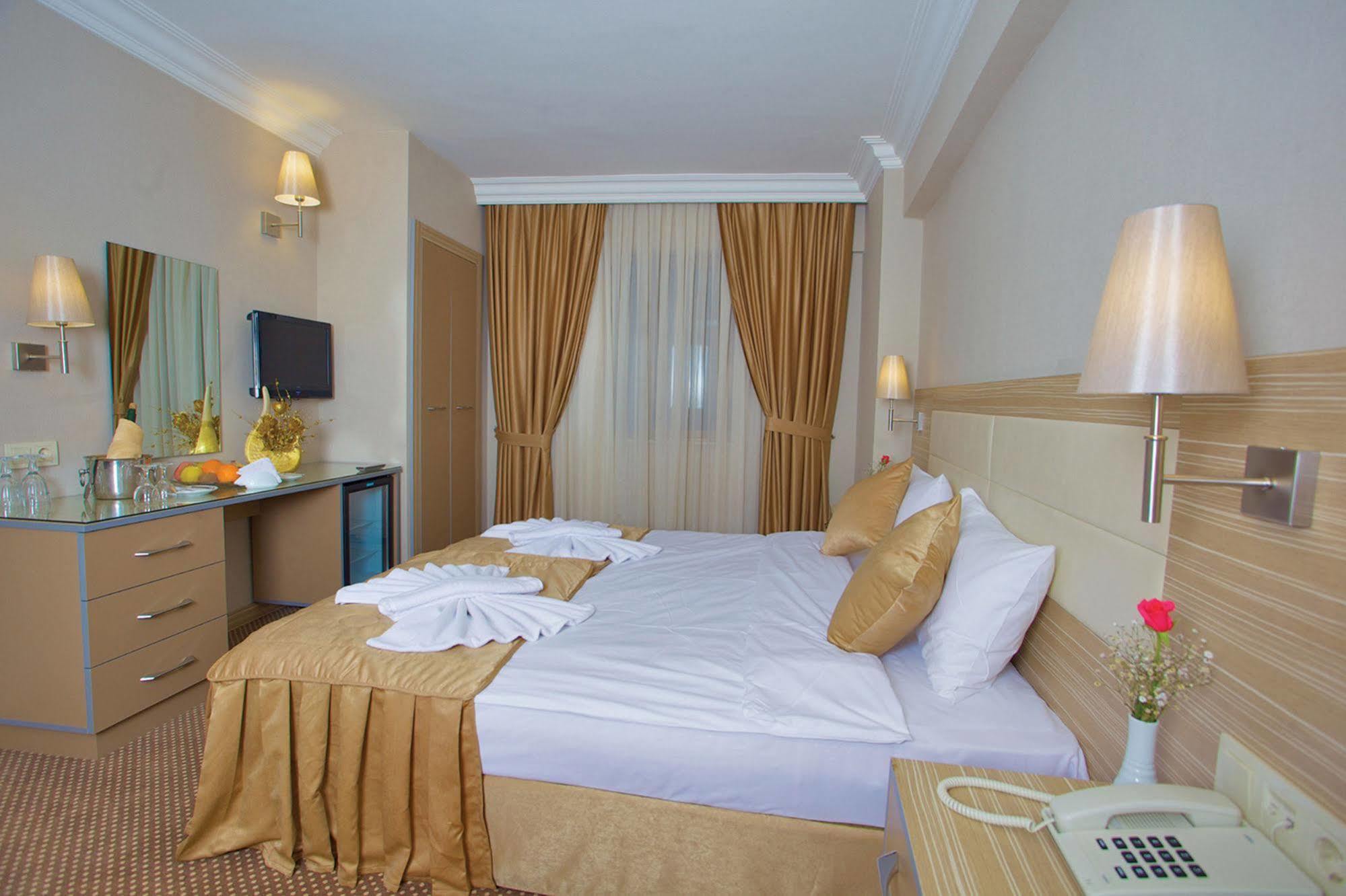 Hotel Grand Emin Κωνσταντινούπολη Εξωτερικό φωτογραφία