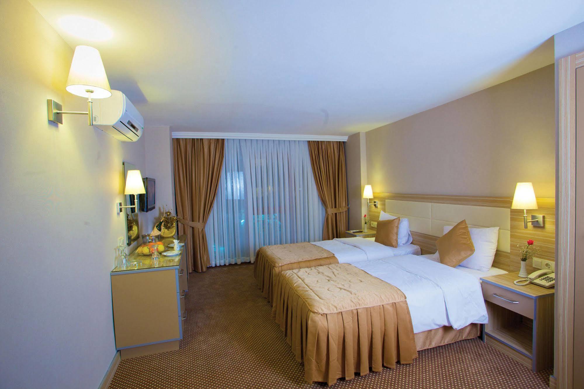 Hotel Grand Emin Κωνσταντινούπολη Εξωτερικό φωτογραφία